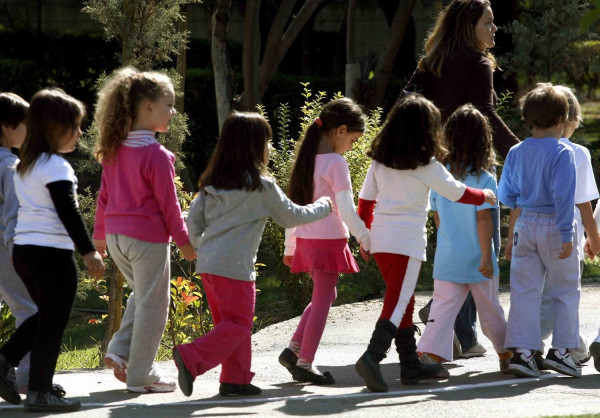 ΕEΤΑΑ παιδικοί σταθμοί: Ξεκινούν οι αιτήσεις για voucher σε παιδιά από 4 ετών