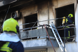 Πυρκαγιά στη Ριζούπολη: Καταγγελία ότι ένοικος είχε απειλήσει να βάλει φωτιά