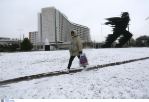 Κακοκαιρία Μπάρμπαρα: Πυκνές χιονοπτώσεις στην Αττική από τη Κυριακή - Σύσταση για περιορισμό μετακινήσεων