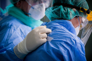 Ασφαλής η μεταμόσχευση οργάνων από θνήσκοντες ασθενείς με κορονοϊό