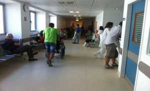 ΠOEΔHN: Να εκδιωχθούν οι εργολάβοι από τα δημόσια νοσοκομεία