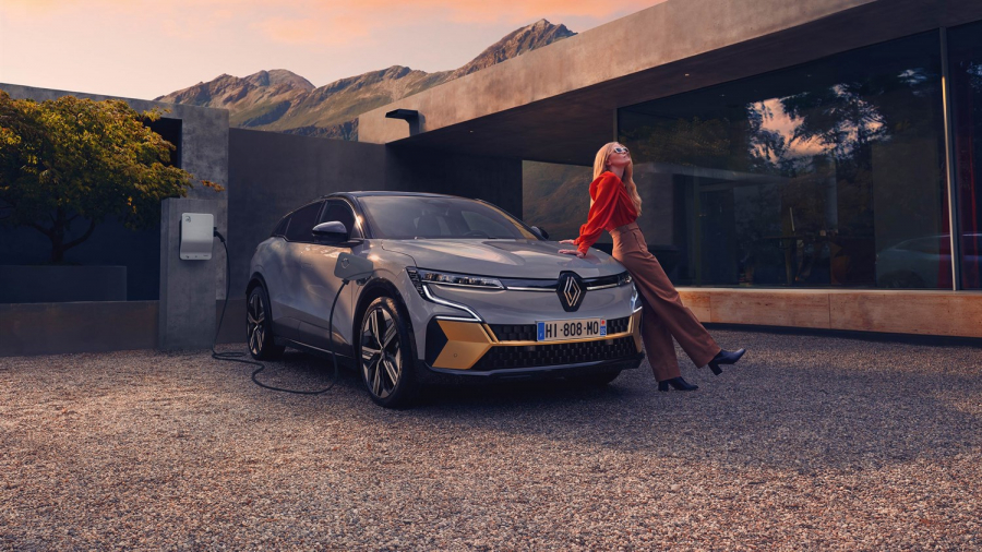 Η Renault και η Alpine παρουσίασαν νέα μοντέλα στο φετινό φεστιβάλ ταχύτητας του Goodwood (βίντεο)