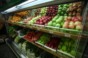 Γιατί έχουμε αυξήσεις σε φρούτα και κηπευτικά - τι λένε οι παραγωγοί