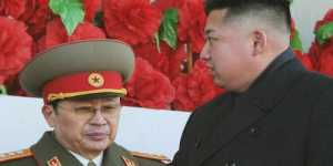 Ετσι σκότωσε βορειοκορεάτης ηγέτης τον θείο του !!! Τον έριξε ζωντανό σε 120 πεινασμένα σκυλιά 