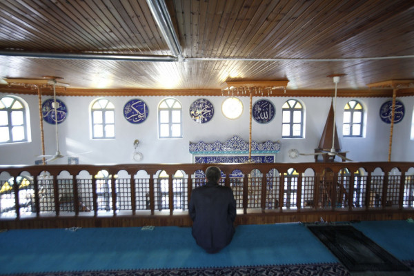 Ανοίγει αύριο το Ισλαμικό Τέμενος στην Αθήνα - Επίσκεψη Γαβρόγλου