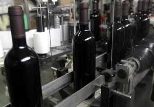 Γάλλοι αμπελουργοί κατέστρεψαν ισπανικά κρασιά
