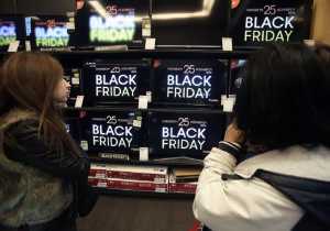 Πως συμπεριφέρθηκαν οι καταναλωτές στην Black Friday - Πόσοι και τι ψώνισαν