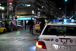 Επιχείρηση «σκούπα» της ΕΛΑΣ στην Αθήνα - Θεοδωρικάκος: Δίνουμε ένα ισχυρό χτύπημα στην εγκληματικότητα
