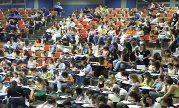 ΕΛΣΤΑΤ: Τα Πανεπιστήμια που αυξάνεται ο αριθμός των φοιτητών