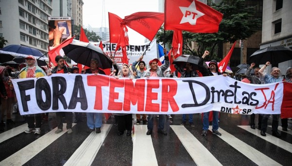 Χιλιάδες Βραζιλιάνοι διαδήλωσαν ζητώντας την παραίτηση Τέμερ