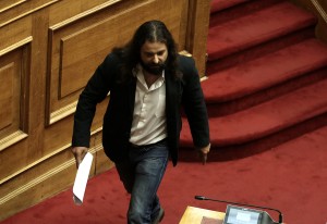 «Θρίλερ» με την σύλληψη Μπαρμπαρούση που διώκεται για εσχάτη προδοσία - «Σεισμός» στην Βουλή