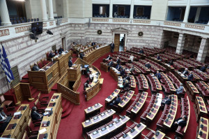 Η επόμενη μέρα στην οικονομία: Ξεκινά συζήτηση στη Βουλή σε επίπεδο πολιτικών αρχηγών