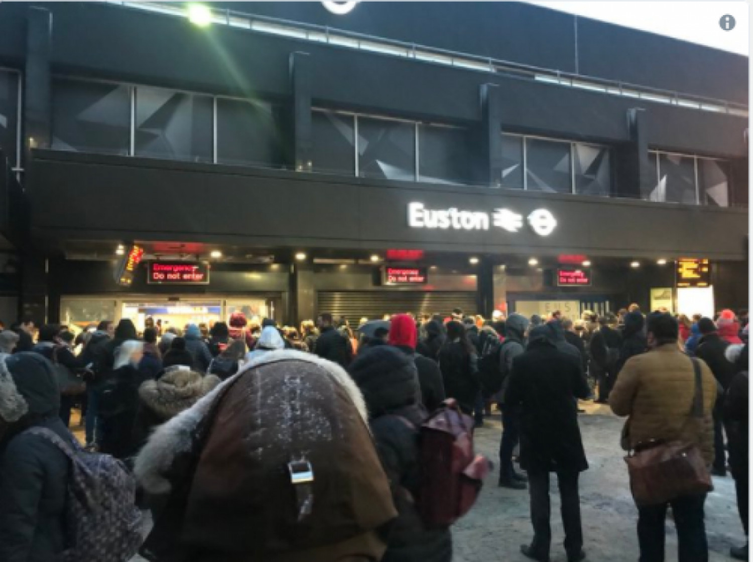 Συναγερμός στο Λονδίνο - Εκκενώθηκε ο σταθμός Euston του μετρό