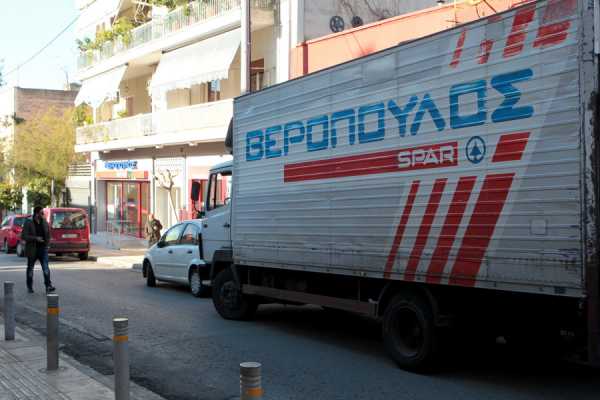 Η ΜΕΤΡΟ αύξησε τους μισθούς των εργαζομένων στα σουπερμάρκετ Βερόπουλος