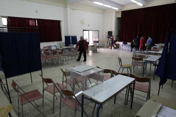 Εκλογές ΝΔ: Καταμετρηση ψήφων σε τμήματα, έδωσε η «πλευρά» Μεϊμαράκη