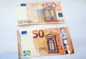 Το ευρώ σημειώνει άνοδο σε ποσοστό 0,32%