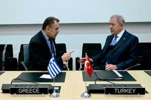 Ηχηρό μήνυμα Αθήνας σε Άγκυρα, Δένδιας και Παναγιωτόπουλος απαντούν στο κρεσέντο τουρκικών απειλών