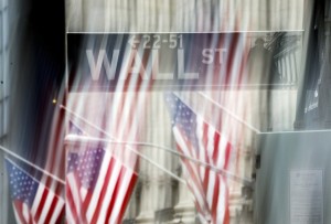 Στο «πράσινο» η Wall Street – Ο Dow Jones καταγράφει κέρδη πάνω από 2%