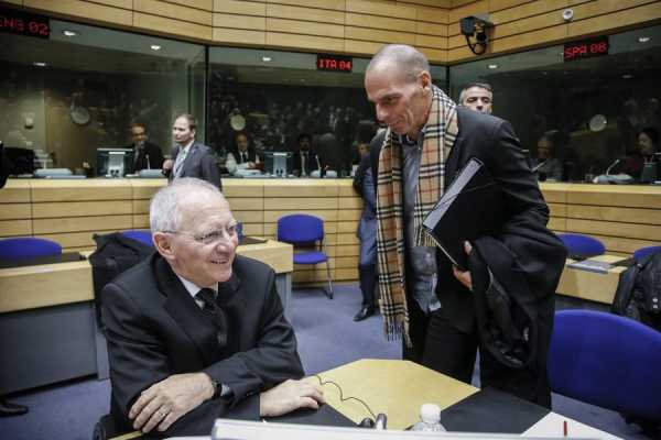Βαρουφάκης και Σόιμπλε σε συνέδριο για την Ελλάδα και την Ευρωζώνη