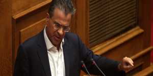 Ντινόπουλος :Δεν υπάρχει σκέψη για υποχρεωτικές μεταθέσεις δημοτικών υπαλλήλων