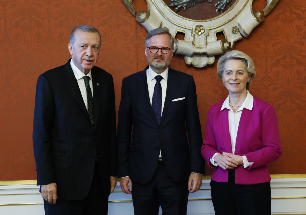 Κομισιόν και Τσεχία «γείωσαν» τις βλέψεις της Τουρκίας για ένταξη στην Ευρωπαϊκή Ένωση