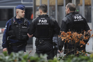 Γαλλία: Αστυνομικοί πυροβόλησαν άνδρα με μαχαίρι - Εισέβαλε σε αστυνομικό τμήμα