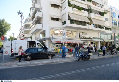 Θεσσαλονίκη: Κλέφτης με.. θράσος, «βούτηξε» ένα μπουκάλι χαιρέτησε και έφυγε
