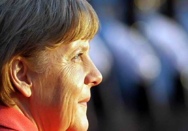 Η Μέρκελ επανεξελέγη στην ηγεσία του CDU