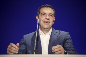 Politico: Το θέμα της ευρωκρίσης ξαναφουντώνει, ο Τσίπρας προτείνει λύση