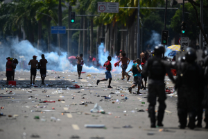 Χάος στη Βραζιλία: Υποστηρικτές του Μπολσονάρου εισέβαλαν σε κυβερνητικά κτήρια