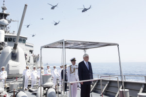 Τον στόλο του Πολεμικού Ναυτικού επιθεώρησε ο Πρόεδρος της Δημοκρατίας (pics+vid)