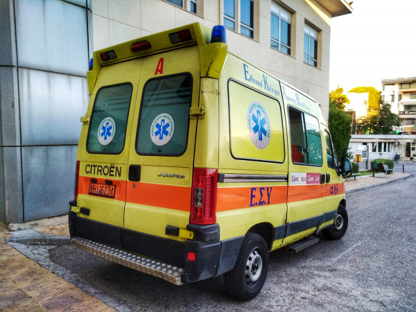 Τροχαίο στη Λητή Θεσσαλονίκης - Απεγκλωβίστηκε μία έγκυος