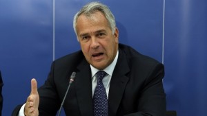 Βορίδης: «Ο Π. Παυλόπουλος να τηρεί αυτό του λέει το σύνταγμα. Είναι ανεύθυνος αρχών»