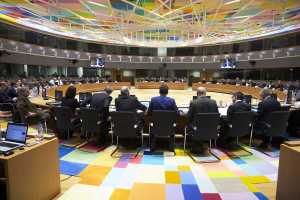 Εργασιακά και δημοσιονομικό στην επίσημη ανακοίνωση του Eurogroup