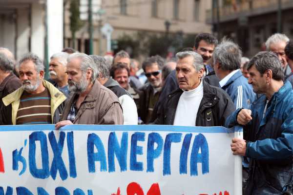 Σταθερά «πρωταθλήτρια» Ευρώπης η Ελλάδα στην ανεργία