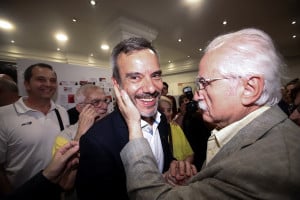 Ποιος είναι ο νέος δήμαρχος Θεσσαλονίκης Κώστας Ζέρβας - Πώς συστήνεται μέσα από το facebook (pics)