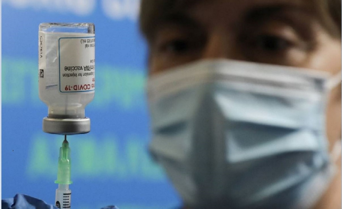 Ανατροπή για τη Johnson & Johnson: Οι ΗΠΑ ζητούν να σταματήσουν οι εμβολιασμοί μετά από περιστατικά θρόμβωσης