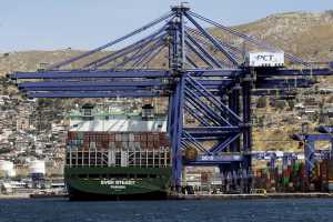 Επαναβεβαίωση της συμφωνίας Cosco-ΤΑΙΠΕΔ για το λιμάνι του Πειραιά