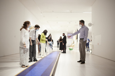 Επίσκεψη Μητσοτάκη στο Μουσείο Σύγχρονης Τέχνης, ξεναγήθηκε από τον υφυπουργό Πολιτισμού