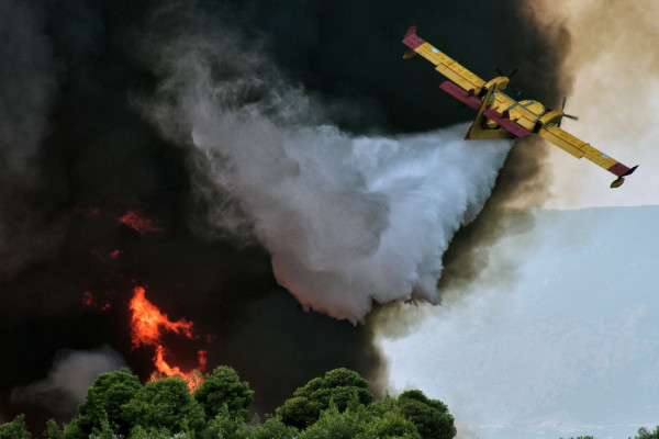 Λέσβος: Φωτιά τώρα στην περιοχή Μάρμαρο