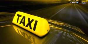 Παράνομη μεταφορά τουριστών καταγγέλλουν οι ιδιοκτήτες ταξί