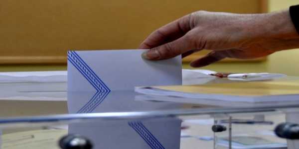 Δημοσκόπηση δείχνει μπροστά τον ΣΥΡΙΖΑ στις ευρωεκλογές με 2,5%