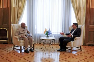 Συνάντηση Τσίπρα με τον Ινδό Πρόεδρο