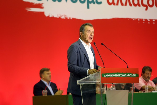 Κεντροαριστερά: Ανακοίνωσε την υποψηφιότητά του ο Σταύρος Θεοδωράκης