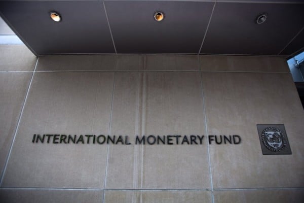 Προθεσμία μίας εβδομάδας για τη συμμετοχή του ΔΝΤ στο ελληνικό πρόγραμμα