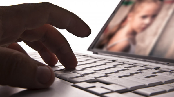 Δίωξη Ηλεκτρονικού Εγκλήματος: Στα δίχτυα τέσσερις για παιδική πορνογραφία