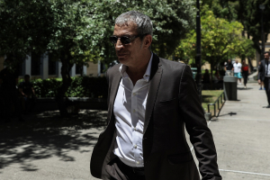 Αδαμαντίδης: Αναβολή πήρε η δίκη για την υπόθεση παρουσίας σε λέσχη εν μέσω καραντίνας