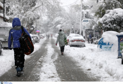 Καλλιάνος: Πυκνές χιονοπτώσεις από τα μεσάνυχτα σε Αττική και Αθήνα, πότε η «Μήδεια» θα εγκαταλείψει την πρωτεύουσα
