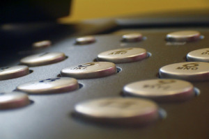 «Τσουχτερά» πρόστιμα στις εισπρακτικές για τις τηλεφωνικές πιέσεις