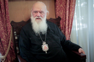 Αρχιεπίσκοπος Ιερώνυμος: Η επίθεση στον ΣΚΑΪ αποτελεί επίθεση κατά της ίδιας της ελευθερίας του Τύπου